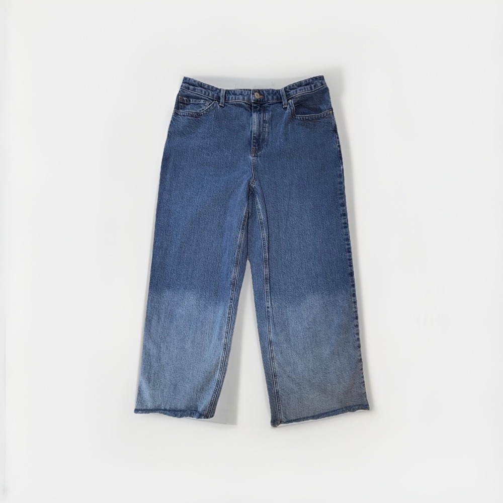 Talbots Wide Leg Cropped Jeans Woman's Size 12 Raw Hem Ombré Blue 32x24.5